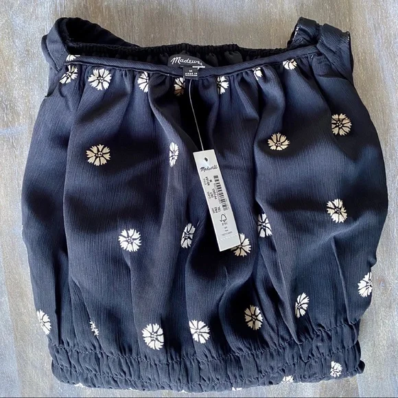 ✨HP✨Madewell 🆕|♻️(Re)sourced Georgette Square-Neck Smock-Waist Top in Bloom Dot - Picture 2 of 6